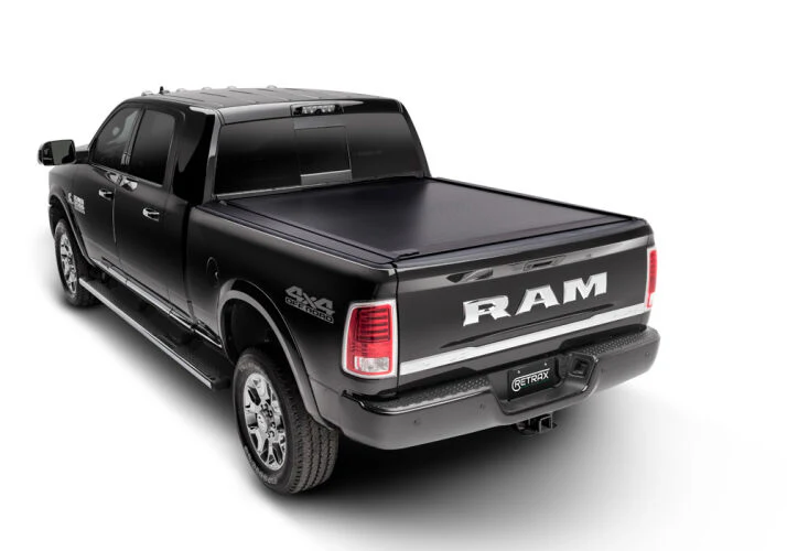 RetraxONE MX Manual Retractable Truck Bed Cover